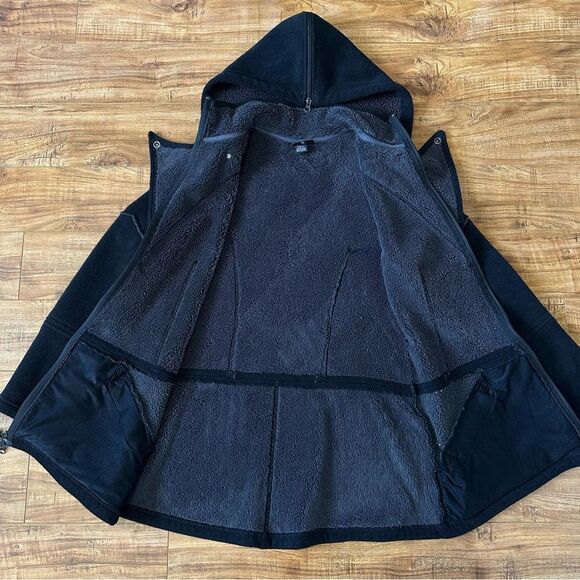 Athleta RARE Sherpa Longline Full Zip Hoodie Jacket Size Medium Black - Picture 9 of 15